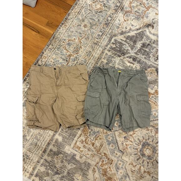 Lot Of 14 Pairs Of Men’s Shorts ( Khaki & Athletic) Assorted Brands And Sizes - Picture 5 of 7